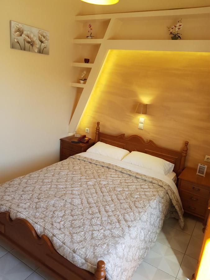 Hotel Anagennisis Frý Екстериор снимка