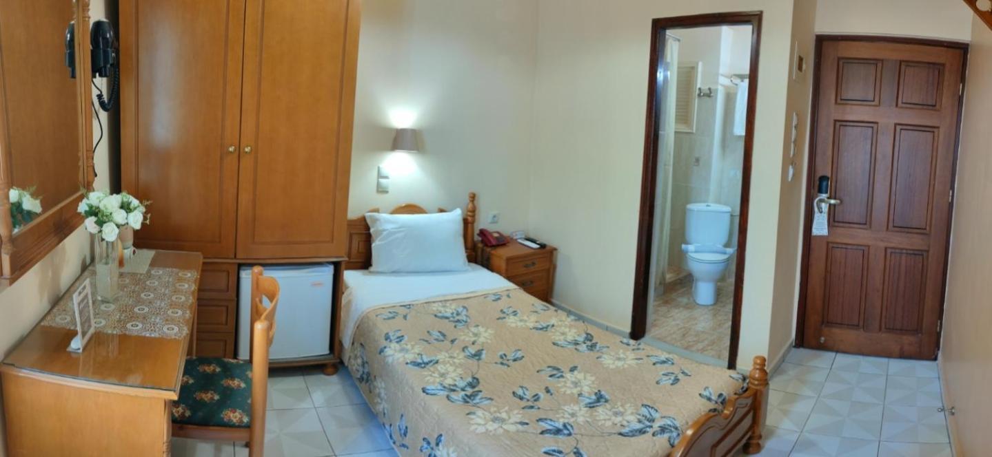 Hotel Anagennisis Frý Екстериор снимка